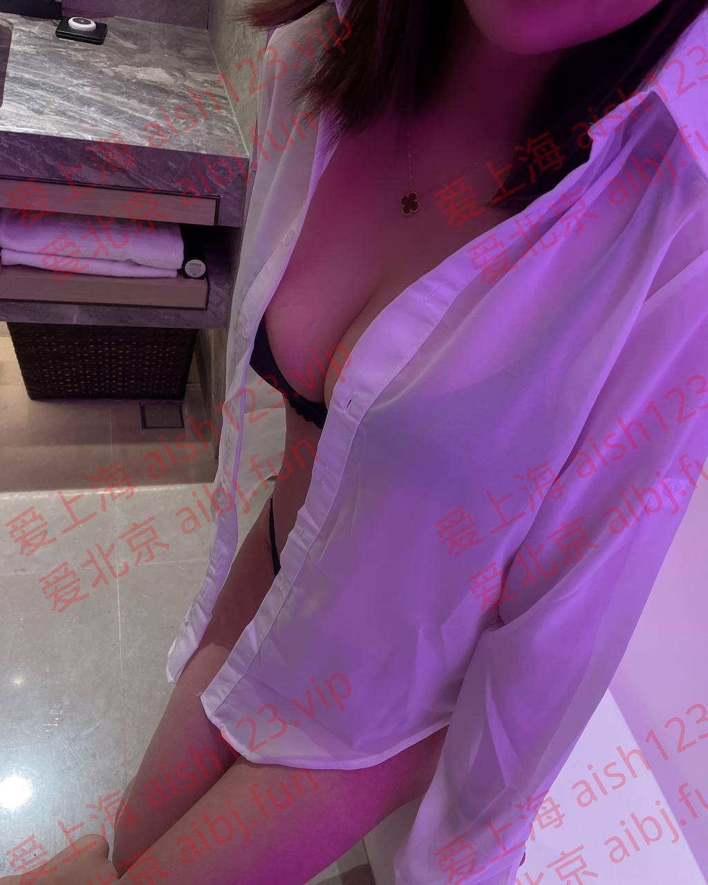 11598777.jpg