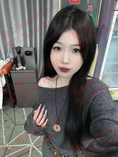 珊珊.jpg