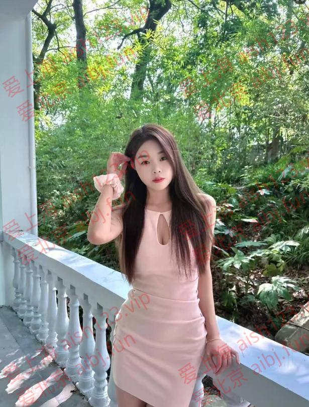 135840f2x2l6e6jm7umy2u.jpg