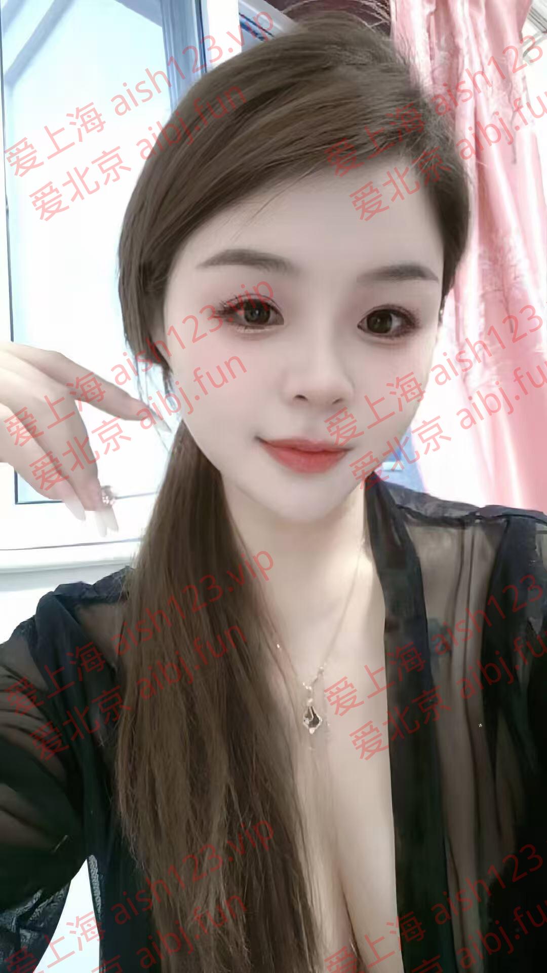 小洁.jpg